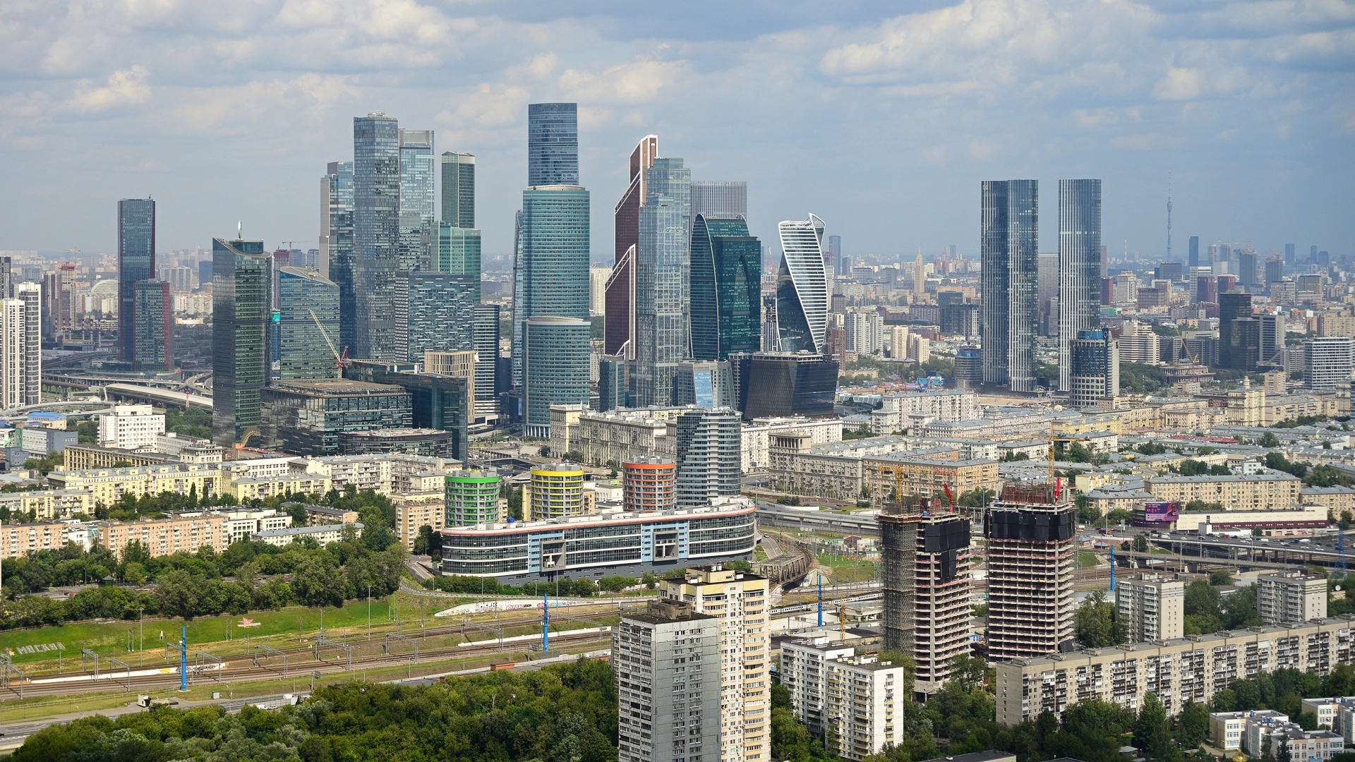 Горизонт Мосфильмовской — пентхаус в ЖК «Дом на Мосфильмовской», 50 этаж — Вид из окна
