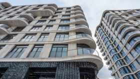 Lavrushinsky House