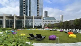 Фотографии приватной территории ЖК Neva Towers