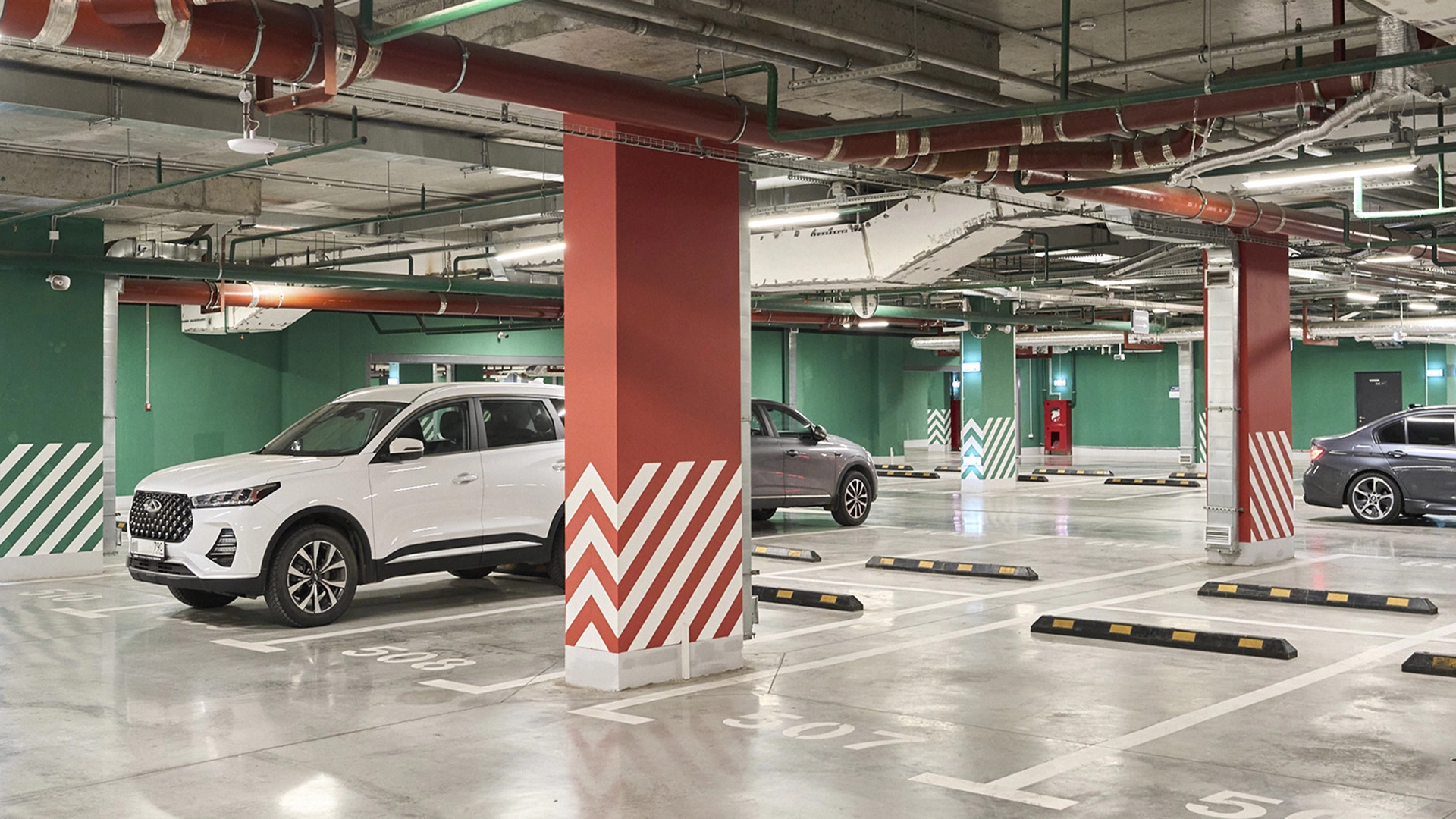 Фотографии паркинга ЖК ALIA