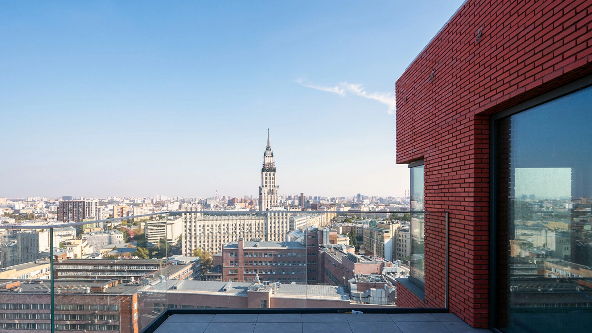 Фотографии  ЖК RED7