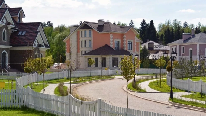 88m² Modern luxury cottages, townhouses, and apartments surrounded by forest in the elite Novoe Lapino village - Maison D'Ahmed

