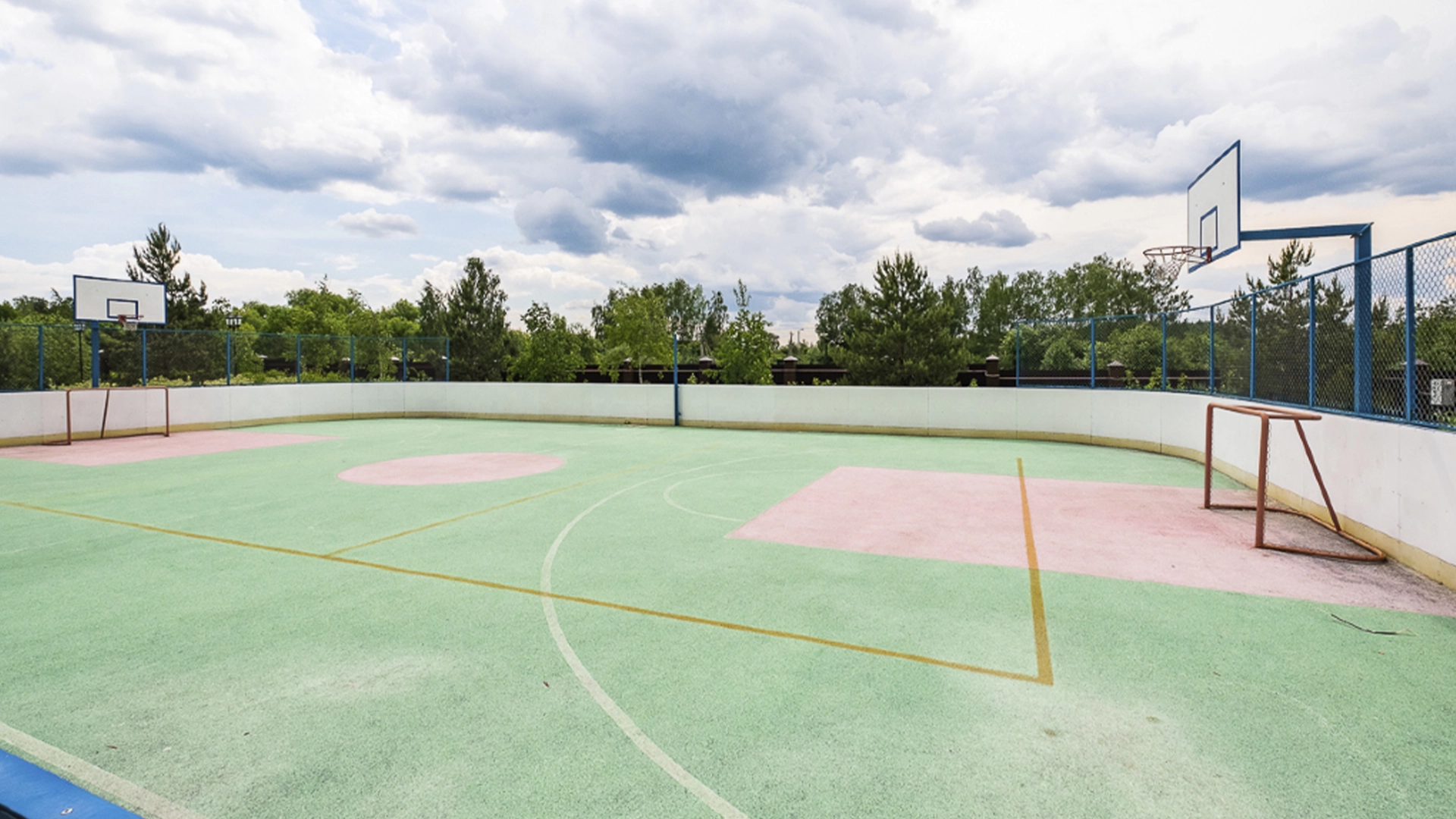 Фотографии приватной территории Коттеджный посёлок «Западная Резиденция»