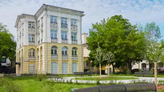 Особняк на Космодамианской набережной, 28