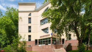 Бизнес-центр на улице Проходчиков, 16