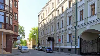 Особняк в Большом Демидовском переулке, 12
