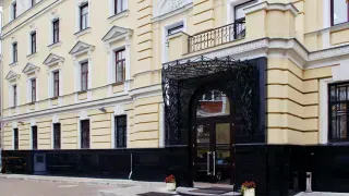 а-1