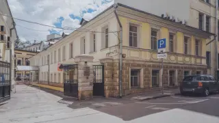 Особняк в Бобровом переулке, 4/2