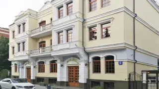 Особняк в Чертольском переулке, 4