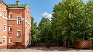 Особняк на улице Василия Петушкова, 27
