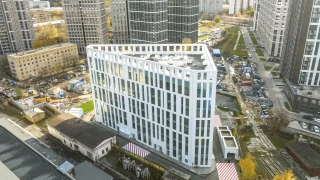 Бизнес-центр на улице Ротмистрова, 10