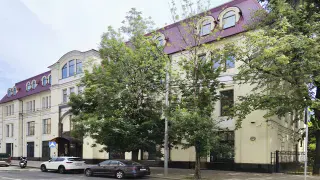 Особняк на Дербеневской улице, 11