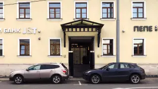 Особняк_0000s_0002_3
