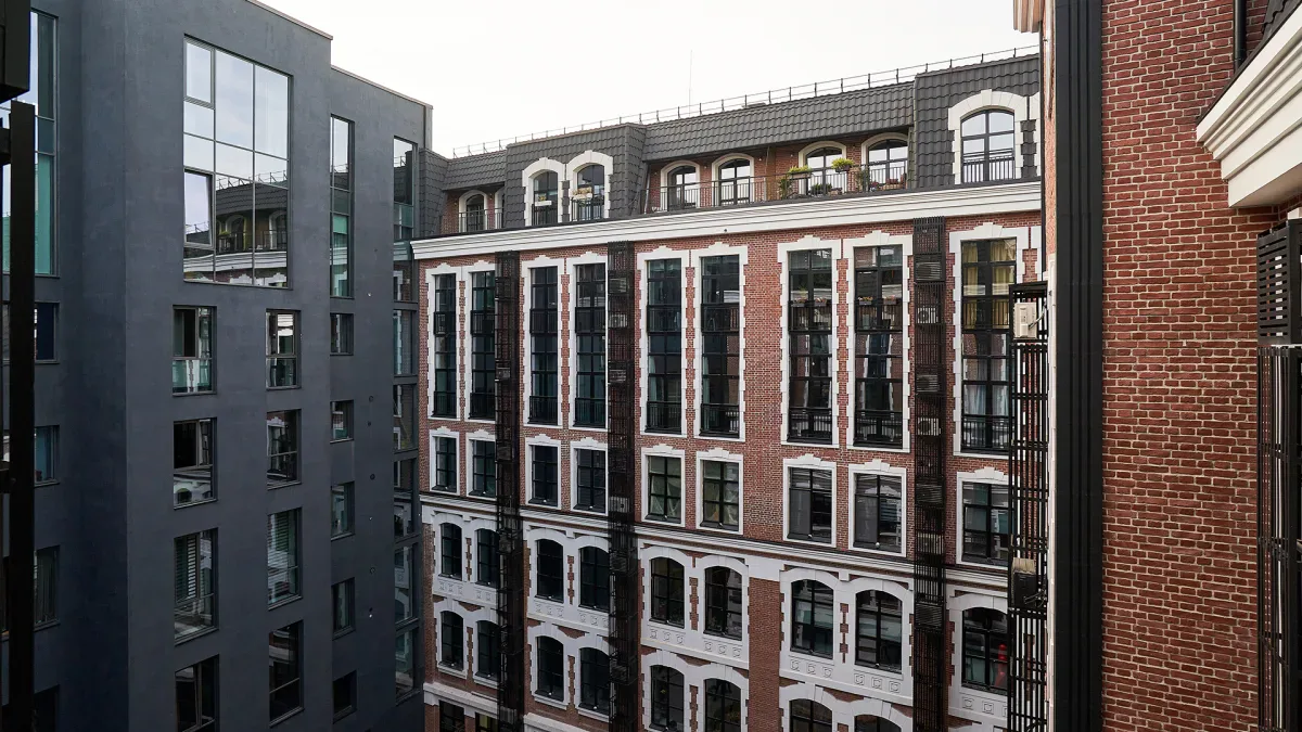 Дуэт Басманной — пентхаус в ЖК «Kleinhouse», 6 этаж — Вид из окна