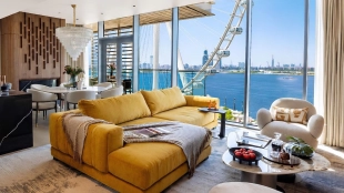 3-комнатные апартаменты, 196 м²