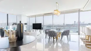 3-bedroom apartment, 3 829 ft²
