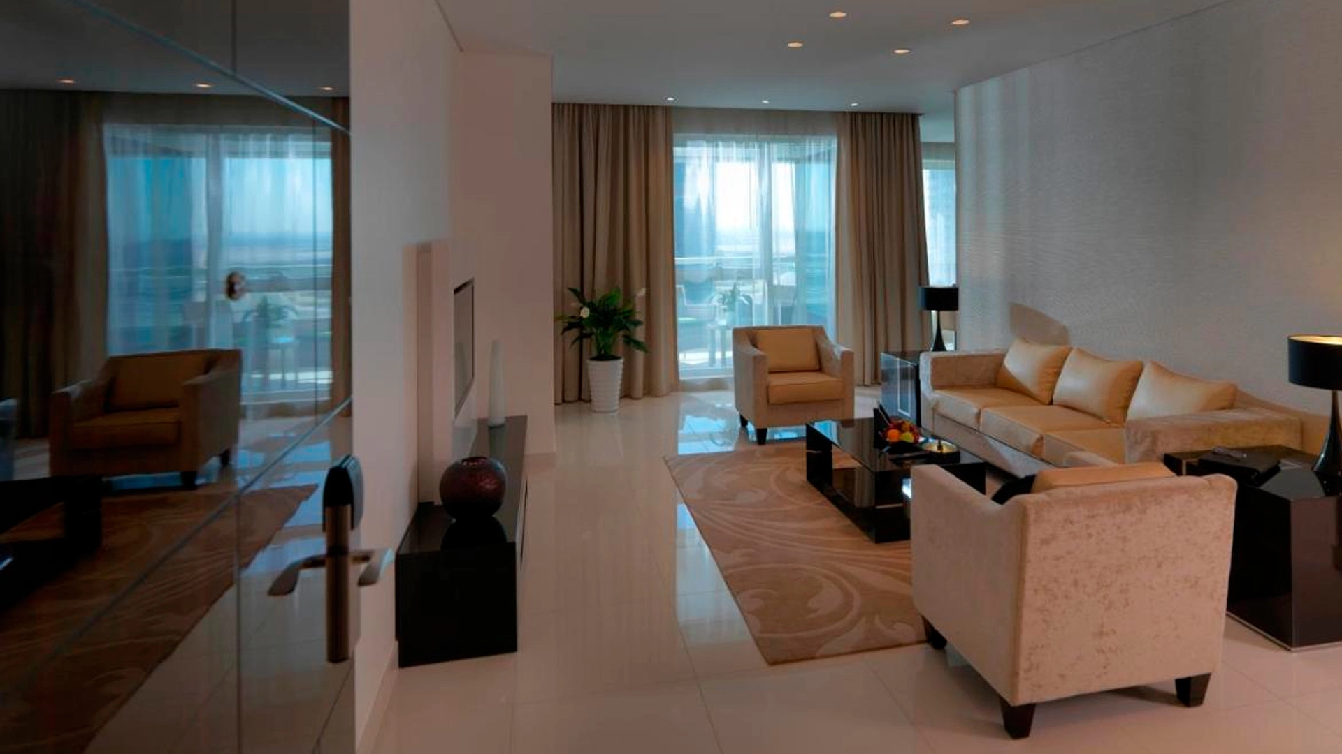 DAMAC Maison Canal Views