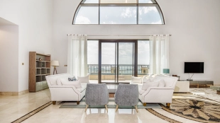 The Fairmont Palm Residences