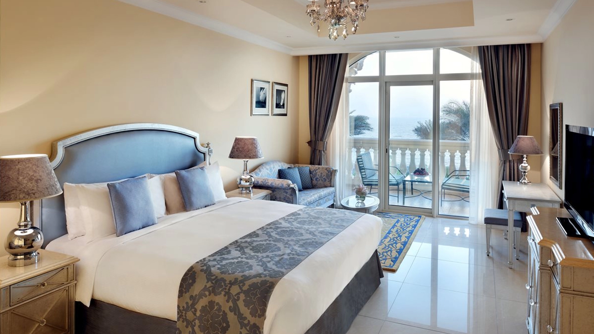 Kempinski Hotel & Residence