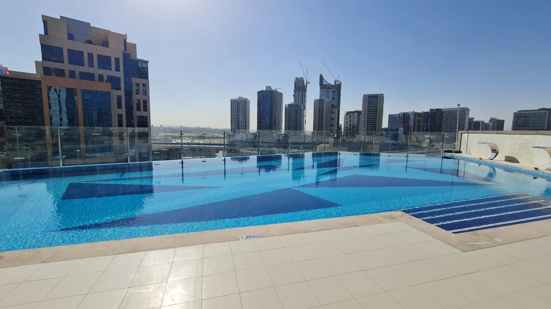 Elite Downtown Residence