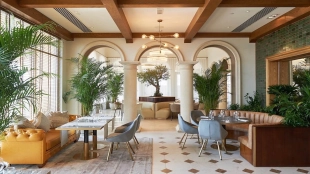 Signature Mansions