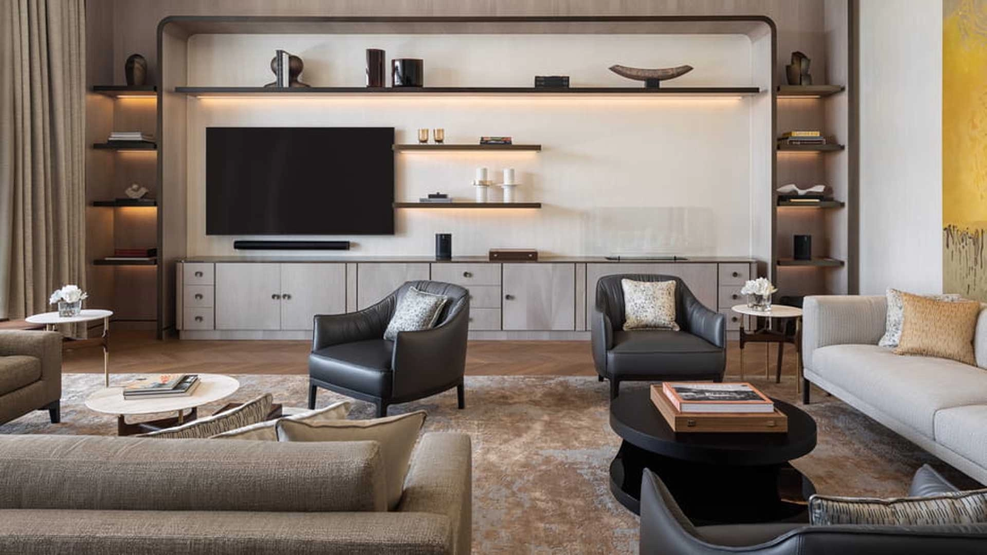 Four Seasons Private Residence