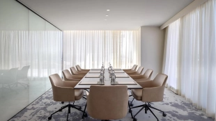 Avani Palm View Dubai Hotel & Suites
