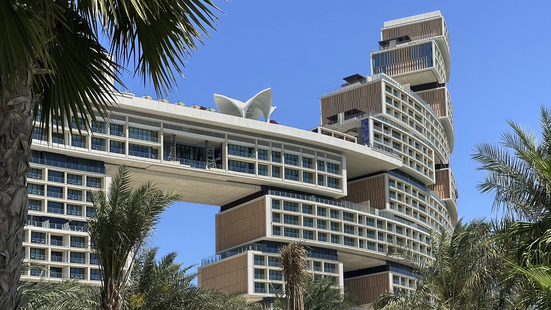 The Royal Atlantis Residences