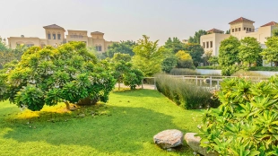 Al Barari Fountain Drive