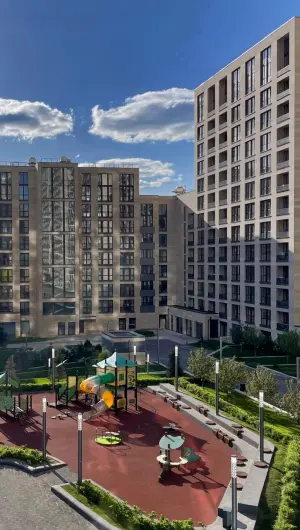 Redside. Family quarter on Presnya