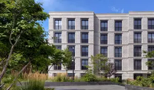 Quiet as the countryside. Landscaped yard in "Golden"