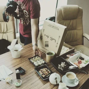 Food delivery - home and office