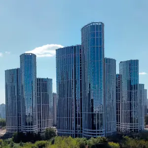 "Wings" - a mirrored business class in Ramenki.