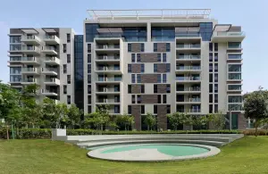 Ellington — Stylish, Smart, and Low-Rise