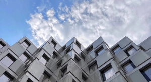 Lumin – модник в антикварной лавке