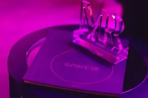 MR Group + Whitewill