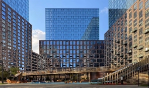 "Level Prichalny" - houses on the embankment near Moscow City