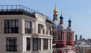 "Russian Seasons" - mansions near Tretyakovka inspired by Diaghilev's ballets