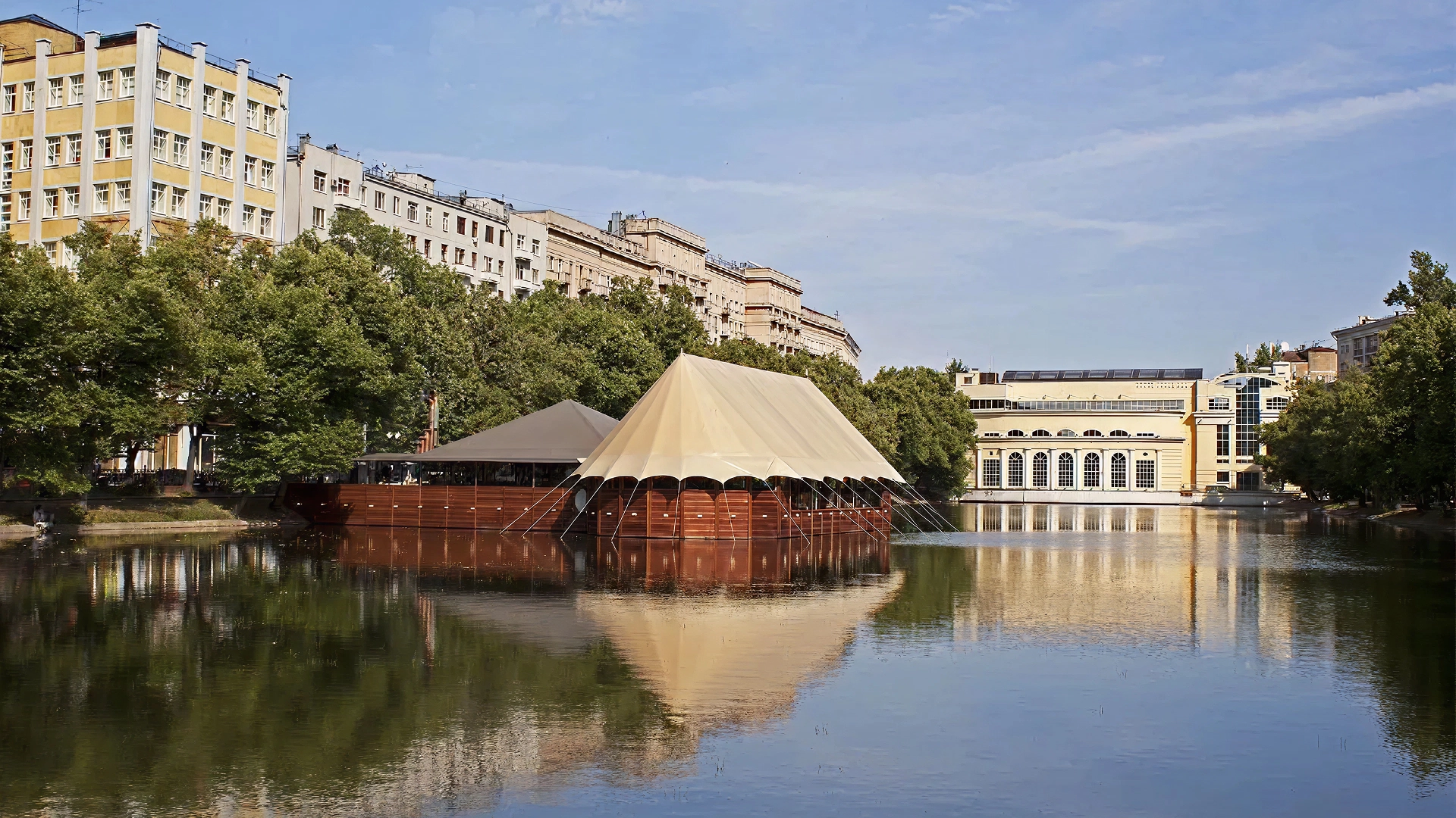 Фотографии  ЖК RED7