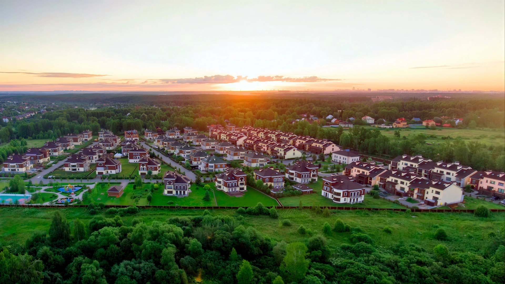 Фотографии  Коттеджный посёлок «Западная Резиденция»